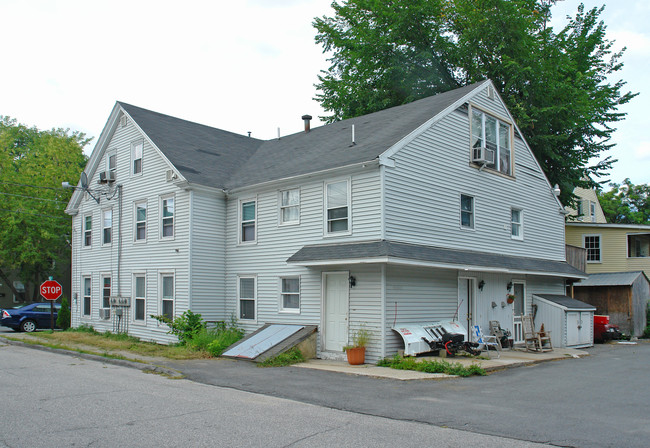 40-42 Brackett St in Westbrook, ME - Building Photo - Building Photo