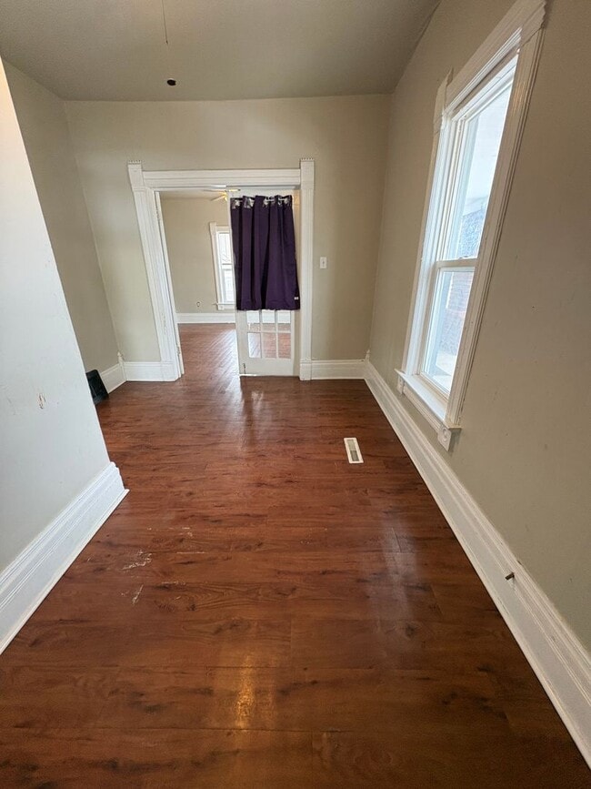 301 Kilbourn Ave in Tomah, WI - Building Photo - Building Photo