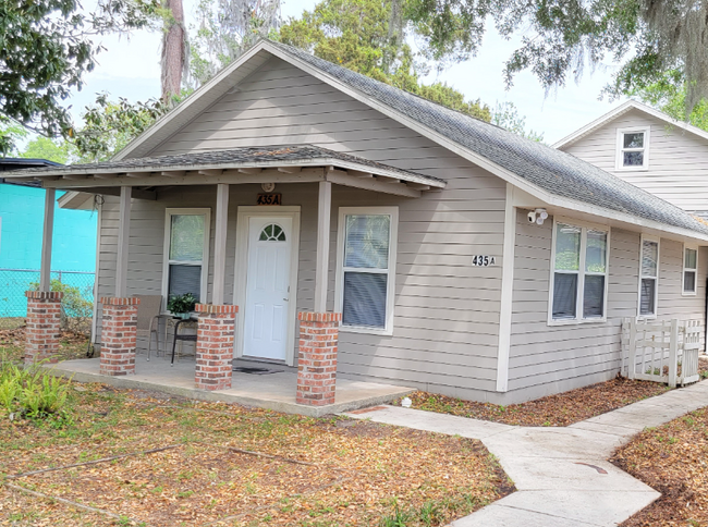 property at 435 SE 6th Terrace