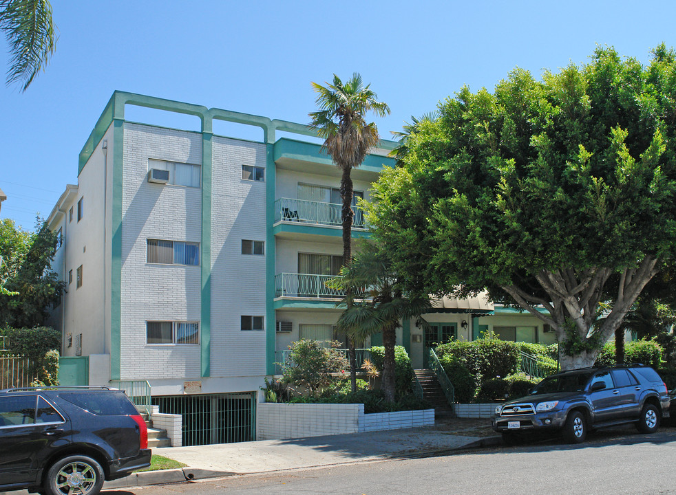 North Hayworth Apartments in Los Angeles, CA - Foto de edificio