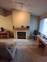 4127 Ruby Ln in Eagan, MN - Building Photo - Building Photo