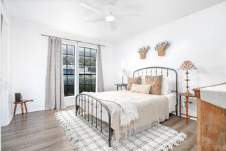 The Broadwater at Salado Creek in San Antonio, TX - Building Photo - Building Photo