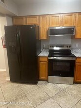 1625 Martin Bluff Rd in Gautier, MS - Foto de edificio - Building Photo