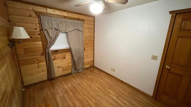 467 Overlook Ct in Warrens, WI - Foto de edificio - Building Photo