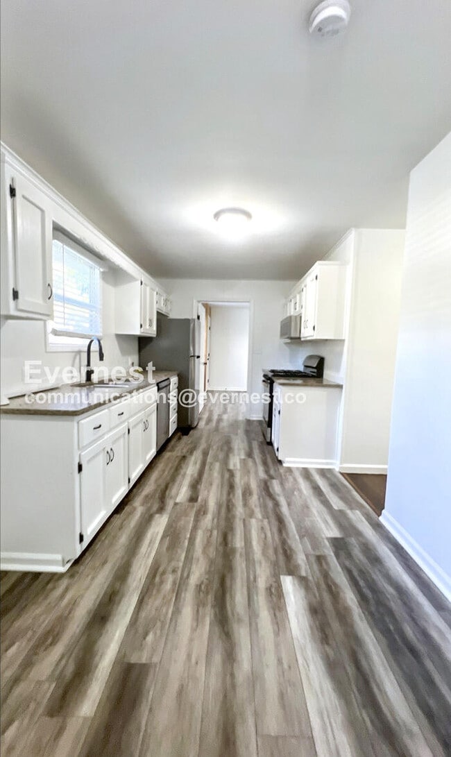 11305 E 50th Terrace in Kansas City, MO - Building Photo - Building Photo