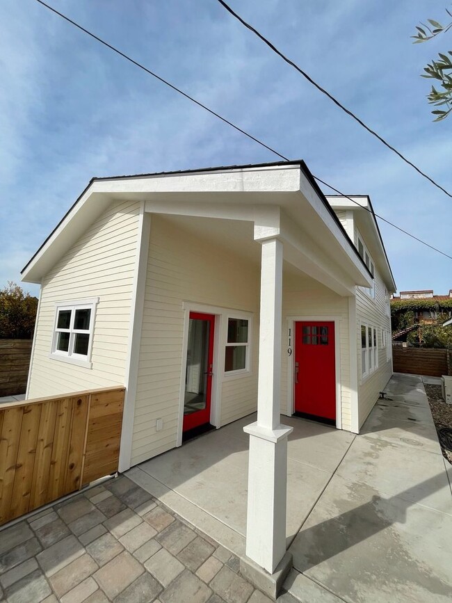 property at 121 Nelson St