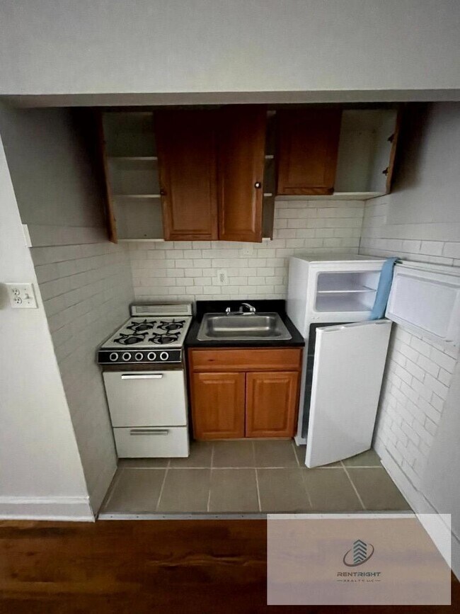 4915 W Belle Plaine Ave in Chicago, IL - Building Photo - Building Photo