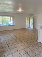 3232 Caminito Quixote in San Diego, CA - Building Photo - Building Photo