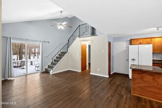 9 Wake Robin Rd in Ballston Spa, NY - Building Photo - Building Photo