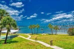 100 Bluff View Dr in Belleair Bluffs, FL - Building Photo - Building Photo