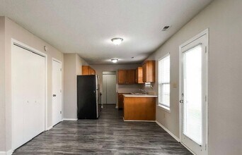 6404 Colonnade Ct in Indianapolis, IN - Building Photo - Building Photo