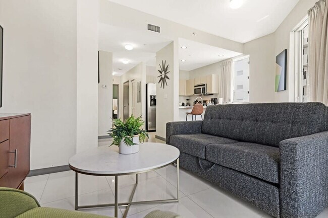 1700 SW 2nd Ave in Miami, FL - Building Photo - Building Photo