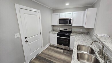 1611 E Baars St in Pensacola, FL - Building Photo - Building Photo