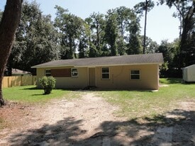 2221 SE 44 Terrace in Gainesville, FL - Building Photo