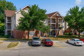 Crescent Chase in Johnston, IA - Foto de edificio - Building Photo