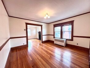 16 Upland Rd, Unit 16 in Belmont, MA - Building Photo - Building Photo