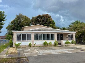 437 NW 44th Ave in Miami, FL - Building Photo