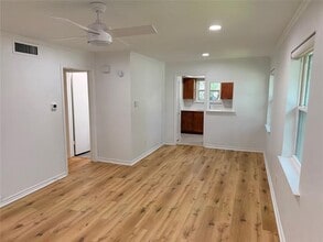 3933 Inwood Rd in Dallas, TX - Building Photo - Building Photo