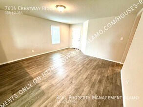7614 Crestway Ridge in San Antonio, TX - Building Photo - Building Photo