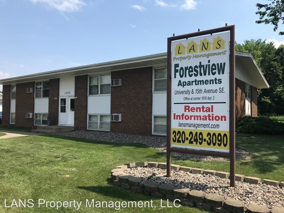1514 15th Ave SE in St. Cloud, MN - Building Photo