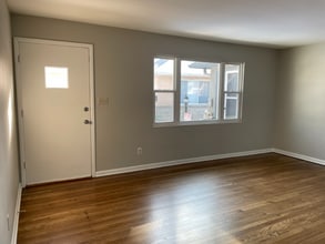 4919 Fuller Dr in Columbus, OH - Building Photo - Building Photo