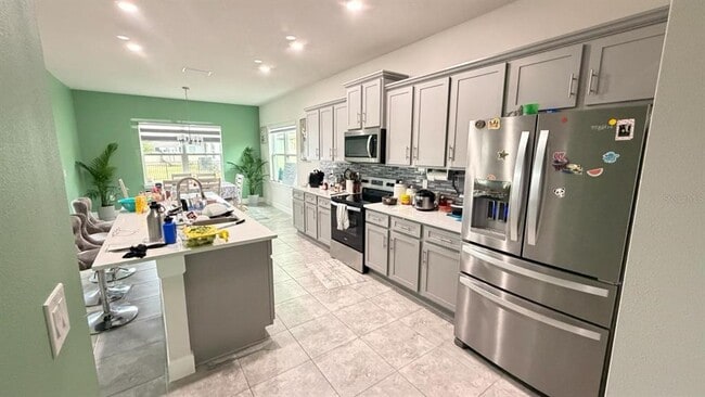 1046 Grantham Ln in Palm Bay, FL - Building Photo - Building Photo