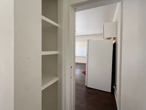 1238 E 7th St in Long Beach, CA - Building Photo - Building Photo