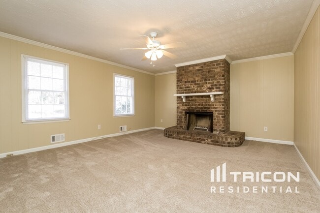 6471 Chickasaw Dr in Douglasville, GA - Building Photo - Building Photo