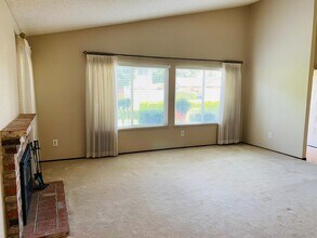 8936 Shady Vista Ct in Elk Grove, CA - Building Photo - Building Photo