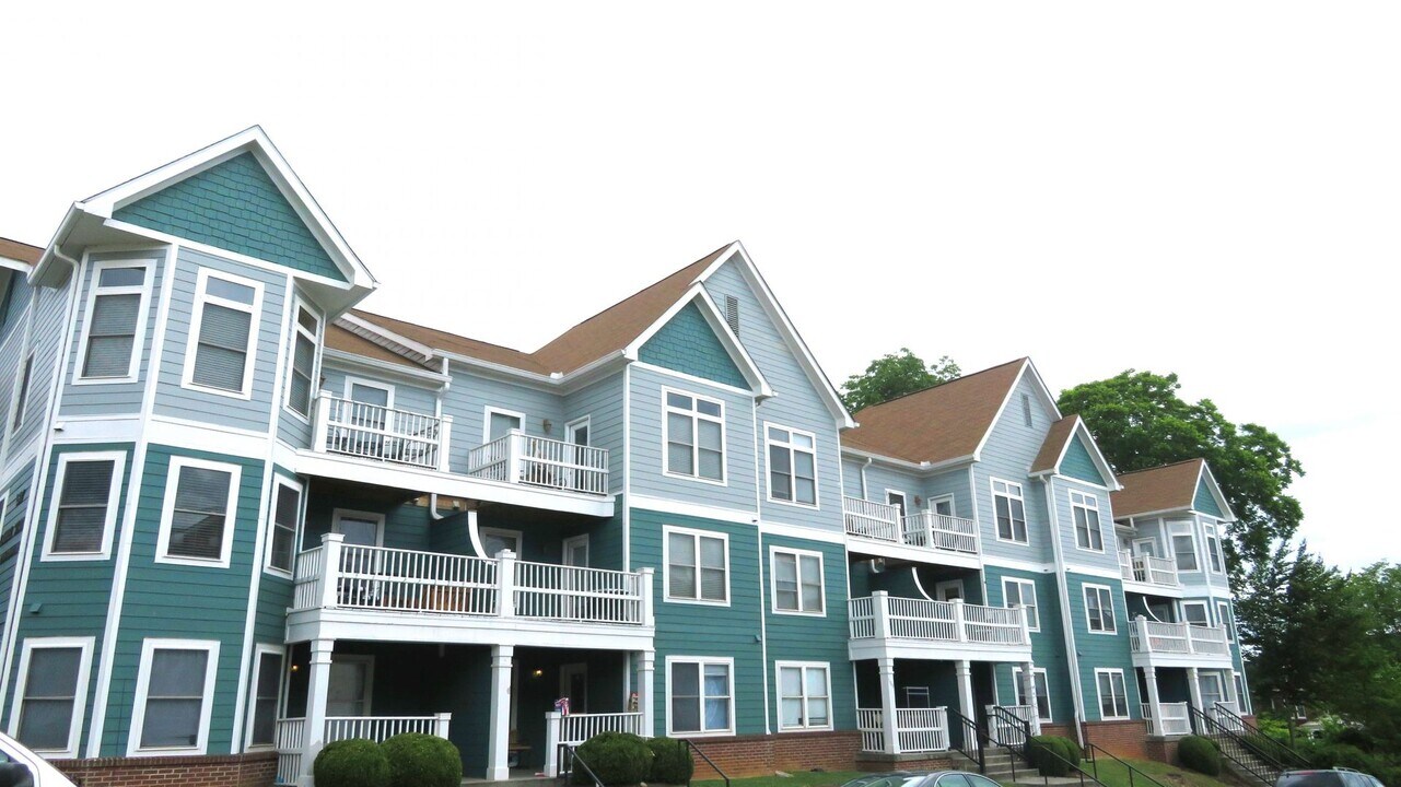 1517 Laurel Ave in Knoxville, TN - Building Photo