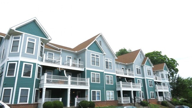 property at 1517 Laurel Ave