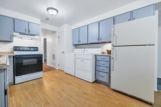 6 Douglas Ln, Unit 6 Douglas Lane in Pueblo, CO - Foto de edificio - Building Photo