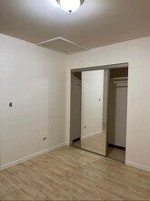 219 N Grace Ave, Unit 2E in Park Ridge, IL - Foto de edificio - Building Photo