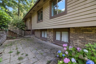 517 Bramblewood Dr in Mount Carmel, TN - Building Photo - Building Photo
