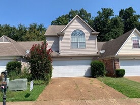 9216 Lazzini Cove in Cordova, TN - Building Photo