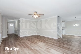 5327 Oaktree Dr in Gastonia, NC - Building Photo - Building Photo