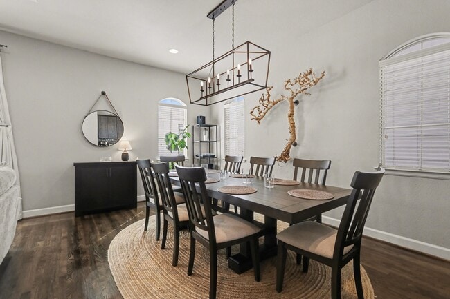 property at 1538 Dian St