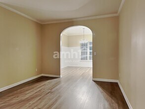 2023 Jerimouth Dr in Apex, NC - Foto de edificio - Building Photo