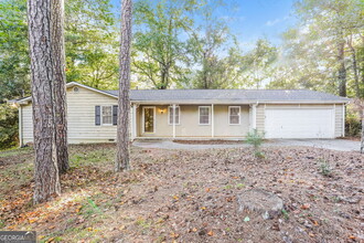 3995 Holland Dr in Douglasville, GA - Building Photo - Building Photo