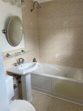 1325 N 16th Ct in Hollywood, FL - Building Photo - Building Photo