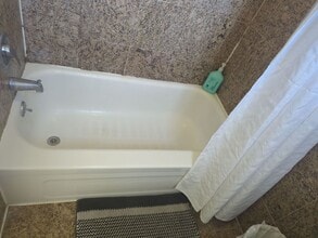 213 Bendel Rd in Lafayette, LA - Building Photo - Building Photo