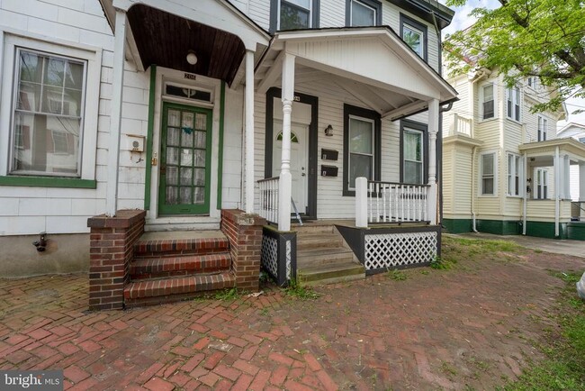 property at 204 Garden St
