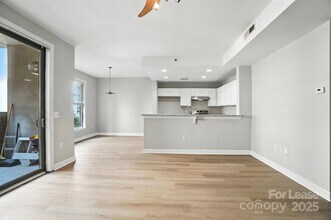 718 W Trade St in Charlotte, NC - Building Photo - Building Photo