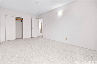 1213 Kuokoa St in Pearl City, HI - Building Photo - Building Photo