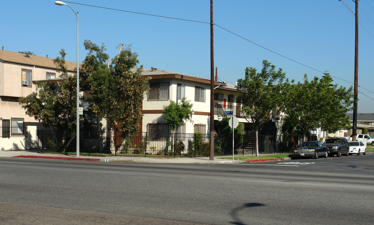 1667 W 208th St in Torrance, CA - Building Photo