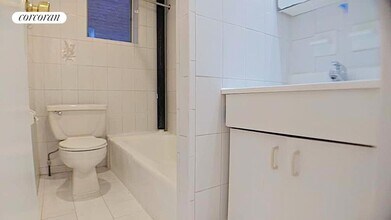 1172 St Marks Ave in Brooklyn, NY - Foto de edificio - Building Photo