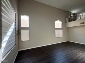 2425 Island Paradise Ave in North Las Vegas, NV - Building Photo - Building Photo
