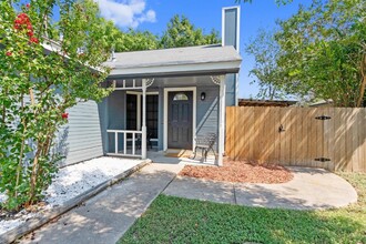 12307 Emery Oaks Rd in Austin, TX - Building Photo - Building Photo