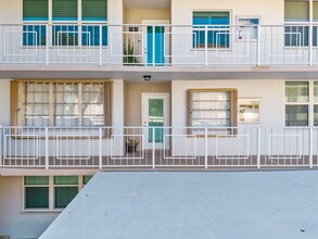 920 Dogwood Dr in Delray Beach, FL - Building Photo - Building Photo