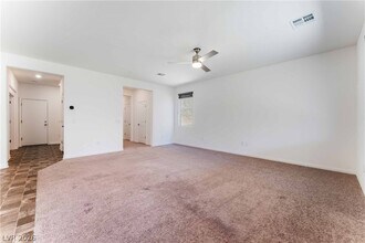 6958 Stone Cactus St in North Las Vegas, NV - Building Photo - Building Photo